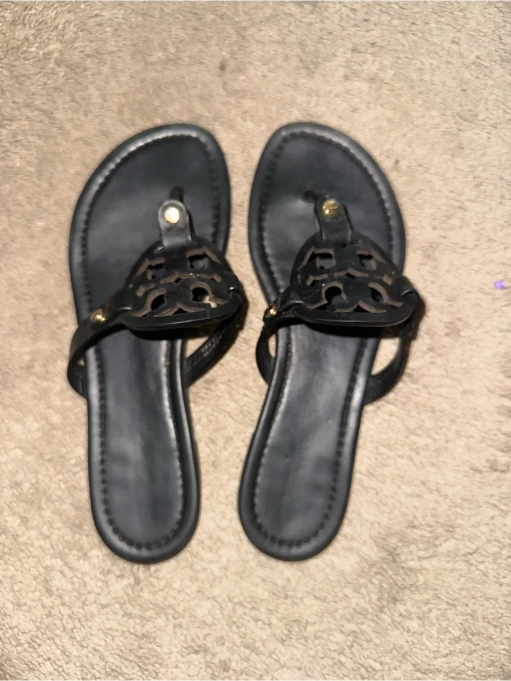 Black Women's Cutout Thong Sandals